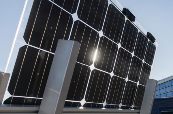 Il Nuovo Modulo Fotovoltaico Bifacciale Da 680 W Di Enel Green Power