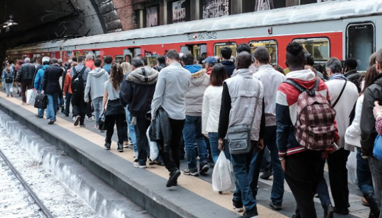 Pendolari, Ecco Le Dieci Linee Ferroviarie Peggiori D'Italia ...